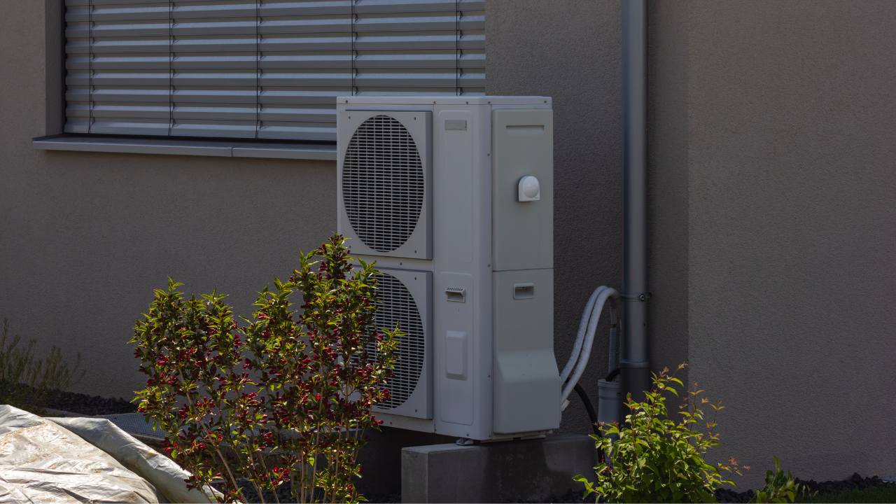 677def3150df21385ab2ae8c 677def2a0ae2c131051969a2 what factors affect heat pump costs in ireland